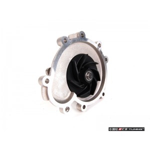 PORSCHE CAYENNE V8 POMPE à EAU 2003 -2006 948-106-011-04   94810601104